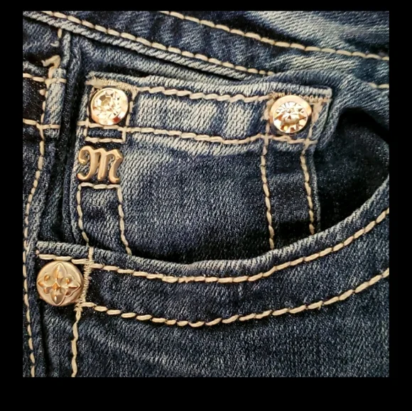 Miss Me Jeans - Picture 3 of 4